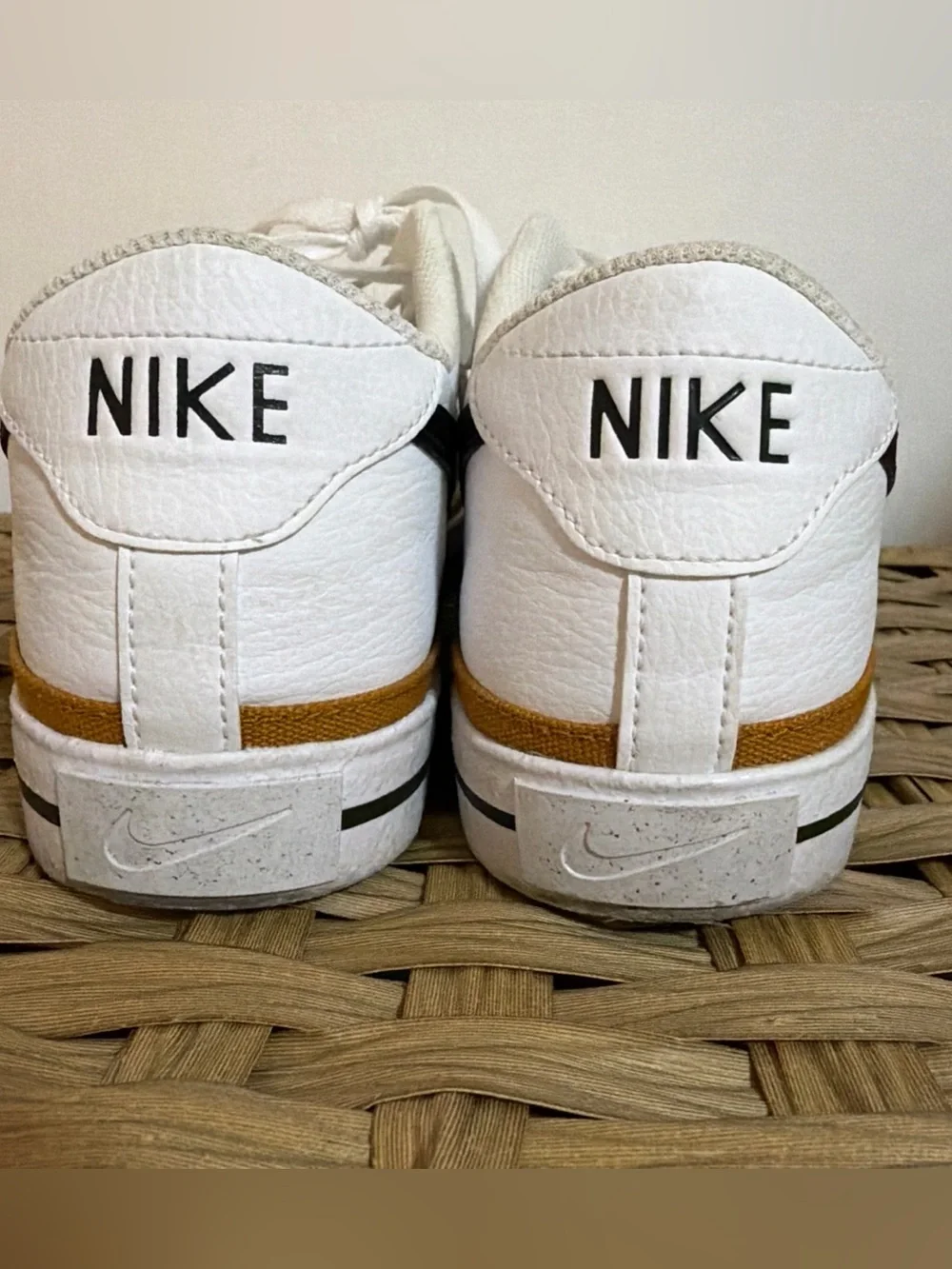 Nike Court Legacy Men’s 11.5 White Black Brown Athletic Leather Shoes Sneakers